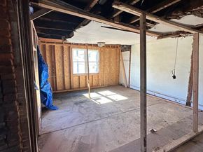 5700 W Oxford Street, Philadelphia PA 19131