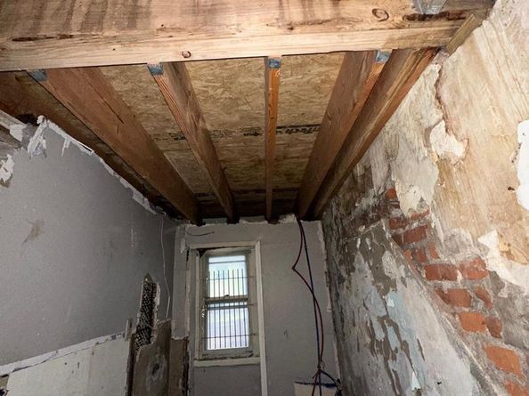 5700 W Oxford Street, Philadelphia PA 19131