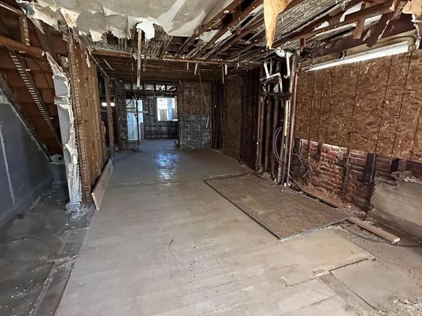 5700 W Oxford Street, Philadelphia PA 19131