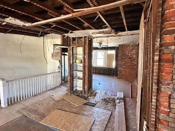 5700 W Oxford Street, Philadelphia PA 19131