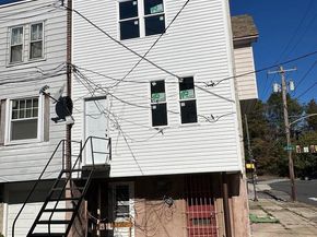 5700 W Oxford Street, Philadelphia PA 19131