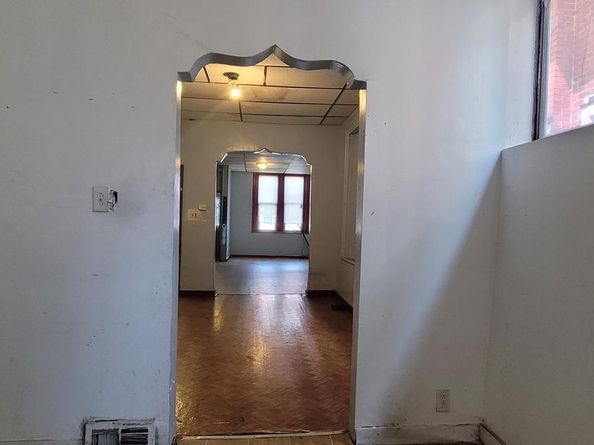 526 Moore Street, Philadelphia PA 19148