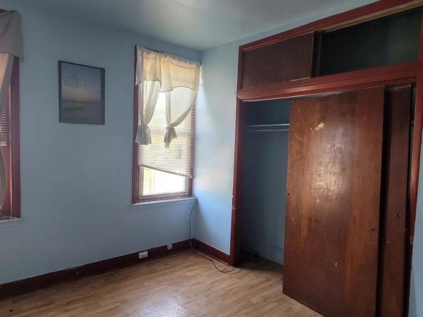 526 Moore Street, Philadelphia PA 19148