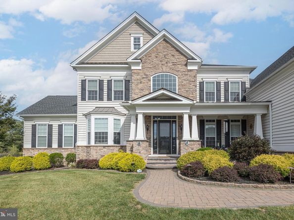 3 Shady Pines Drive, Ivyland PA 18974