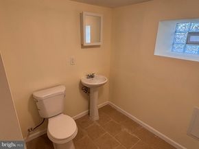 6547 N Bouvier Street, Philadelphia PA 19126