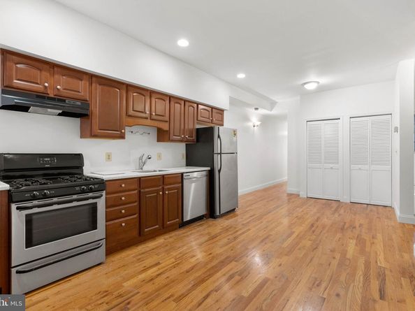 814 South Street 2, Philadelphia PA 19147