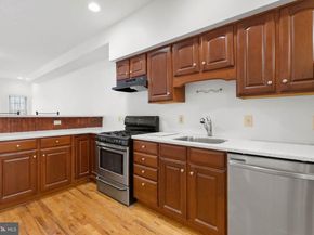 814 South Street 2, Philadelphia PA 19147