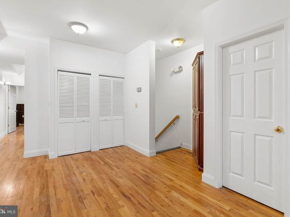 814 South Street 2, Philadelphia PA 19147