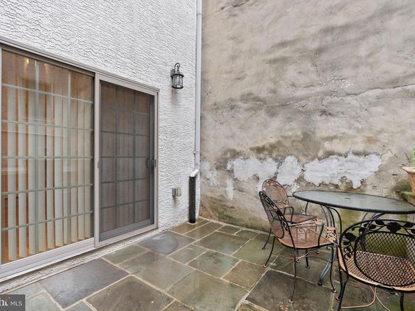 814 South Street 2, Philadelphia PA 19147