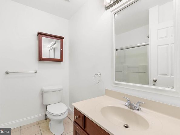 814 South Street 2, Philadelphia PA 19147