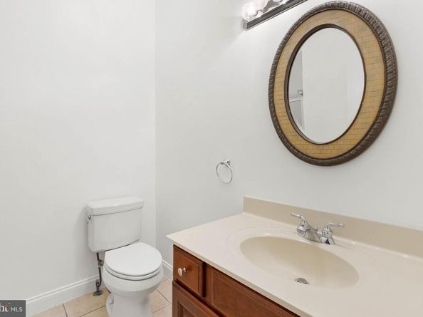 814 South Street 2, Philadelphia PA 19147