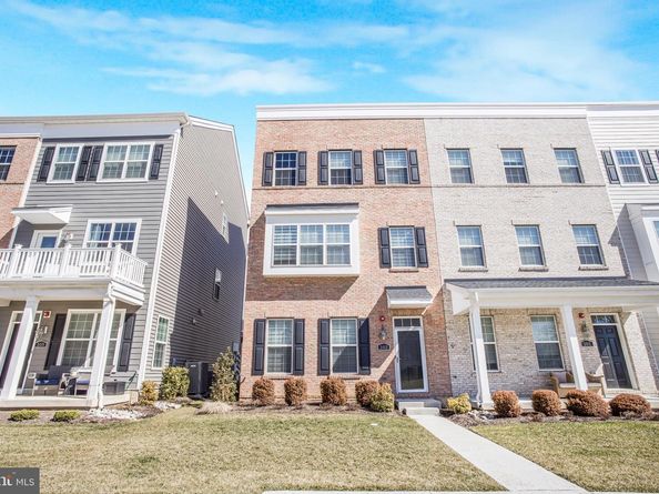 103 Waterside Mews, Bensalem PA 19020