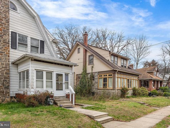 523 Collingdale Avenue, Collingdale PA 19023