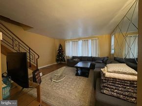 2733 Solly Avenue, Philadelphia PA 19152