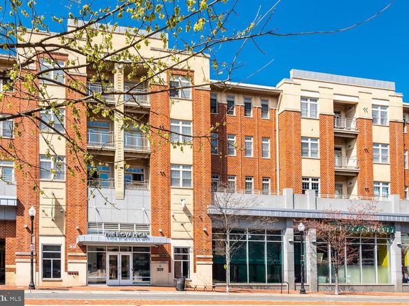 309 Holland Lane 307, Alexandria VA 22314