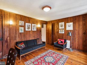 2420 Pine Street, Philadelphia PA 19103