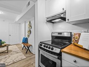 2008 16TH Street NW 1, Washington DC 20009