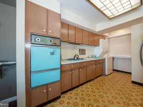 2401 Pennsylvania Avenue 14A10, Philadelphia PA 19130