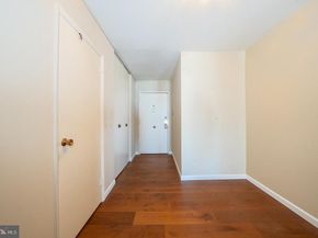 2401 Pennsylvania Avenue 14A10, Philadelphia PA 19130