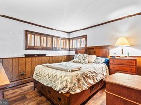 58 Nearwood Lane, Levittown PA 19054