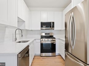 4000 Cathedral Avenue NW 6B, Washington DC 20016