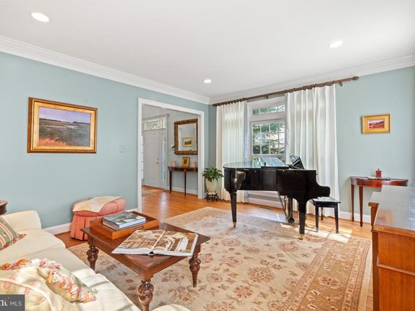 7722 Brookville Road, Chevy Chase MD 20815