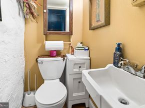 637 N 2nd Street, Philadelphia PA 19123