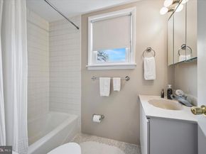 8637 Bridle Road, Philadelphia PA 19115