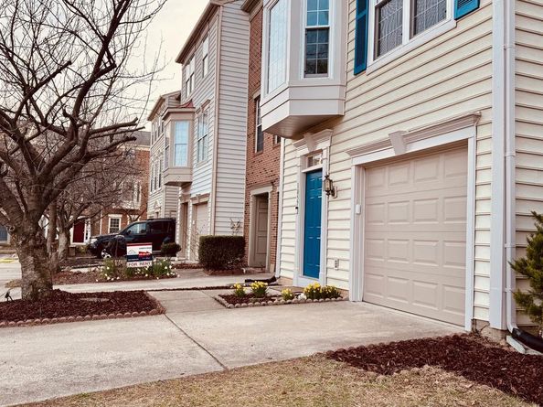 1057 Lexus Way, Herndon VA 20170