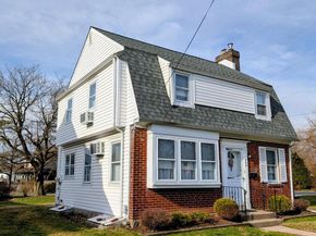 542 Crum Lynne Road, Ridley Park PA 19078
