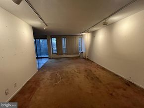 1001 City Avenue E404, Wynnewood PA 19096