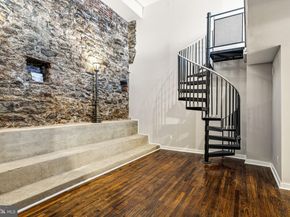 331 N Front Street 1, Philadelphia PA 19106