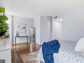 1101 S Arlington Ridge Road 201, Arlington VA 22202