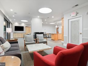 1101 S Arlington Ridge Road 201, Arlington VA 22202