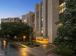 1101 S Arlington Ridge Road 201, Arlington VA 22202