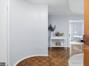 1101 S Arlington Ridge Road 201, Arlington VA 22202