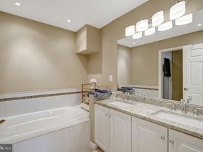 621 N Saint Asaph Street 109, Alexandria VA 22314