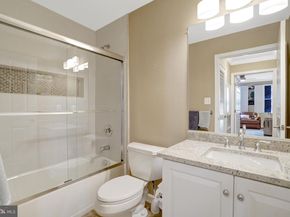 621 N Saint Asaph Street 109, Alexandria VA 22314