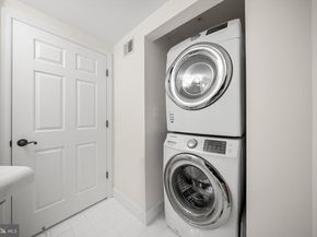 828 Slaters Lane 302, Alexandria VA 22314