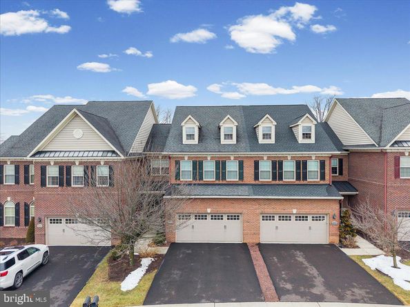 311 Saint James Drive, Langhorne PA 19047