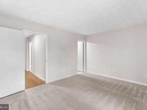 221 N Emory Drive 8, Sterling VA 20164