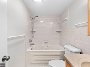 221 N Emory Drive 8, Sterling VA 20164