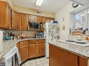 922 W Montgomery Avenue, Ardmore PA 19003