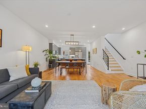 7005 Pipers Glen Way, Philadelphia PA 19119