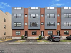 7005 Pipers Glen Way, Philadelphia PA 19119