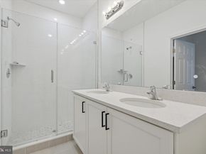 16122 River View Court, Bristol PA 19007