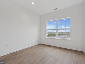 16122 River View Court, Bristol PA 19007