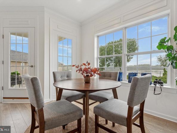 16122 River View Court, Bristol PA 19007