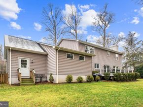 930 Park Street SE, Vienna VA 22180