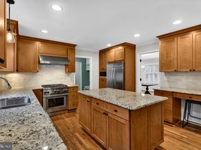 930 Park Street SE, Vienna VA 22180